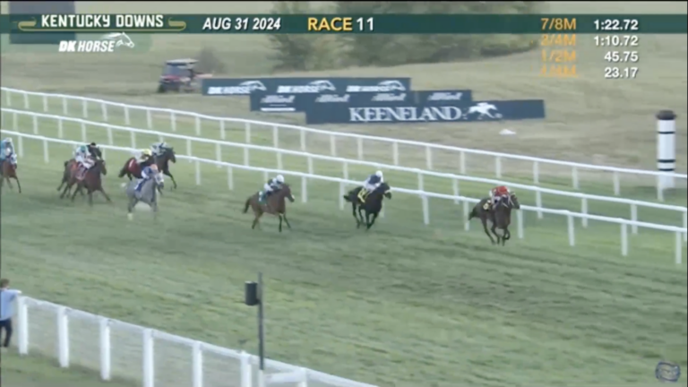 For Love and Honor cruises to the finish line for a big win at Kentucky Downs